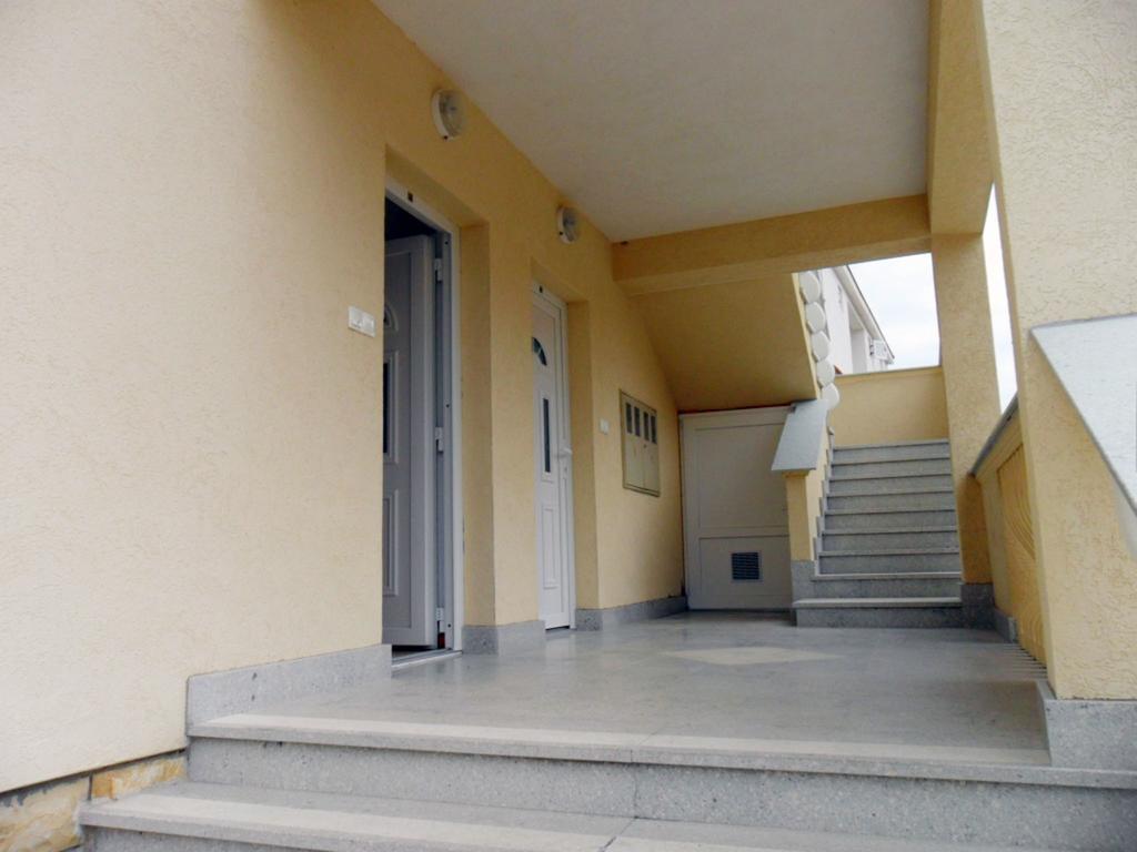 נובליה Apartments Mislav חדר תמונה