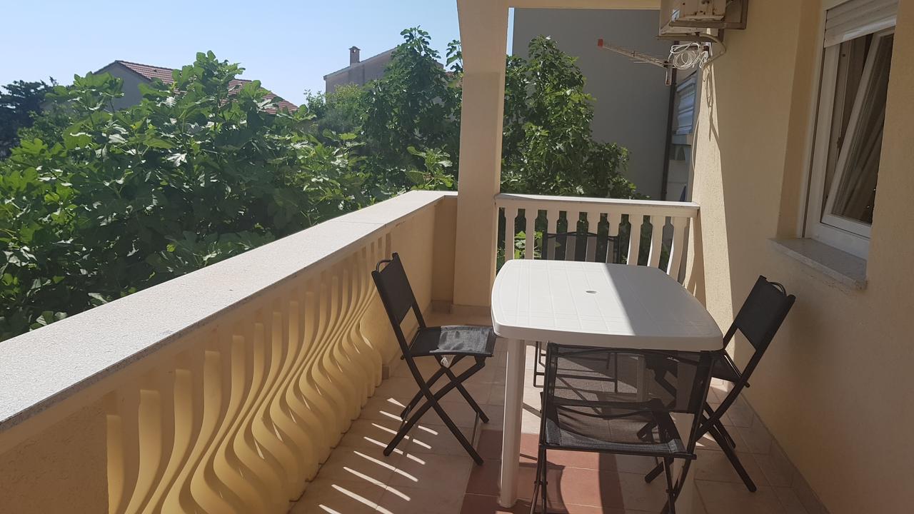 נובליה Apartments Mislav מראה חיצוני תמונה