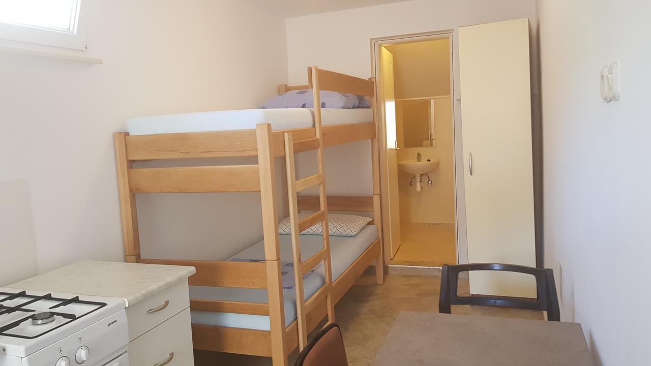 נובליה Apartments Mislav מראה חיצוני תמונה