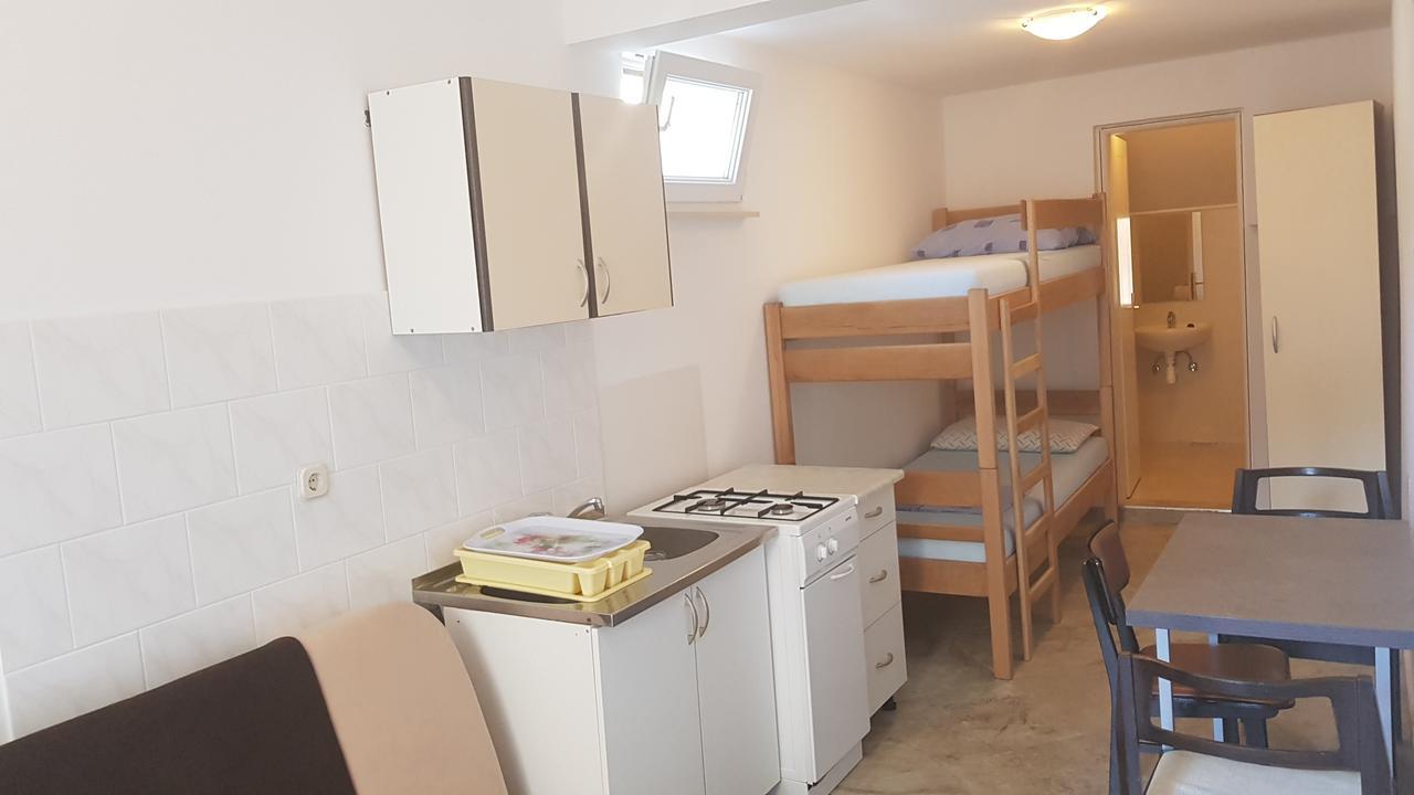 נובליה Apartments Mislav מראה חיצוני תמונה