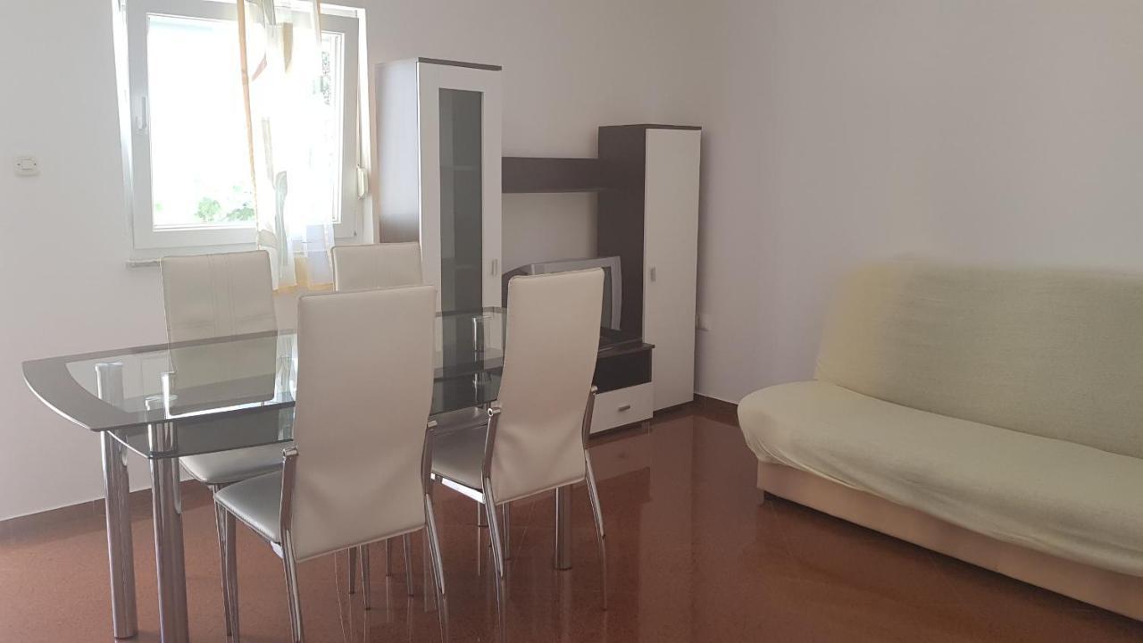 נובליה Apartments Mislav מראה חיצוני תמונה