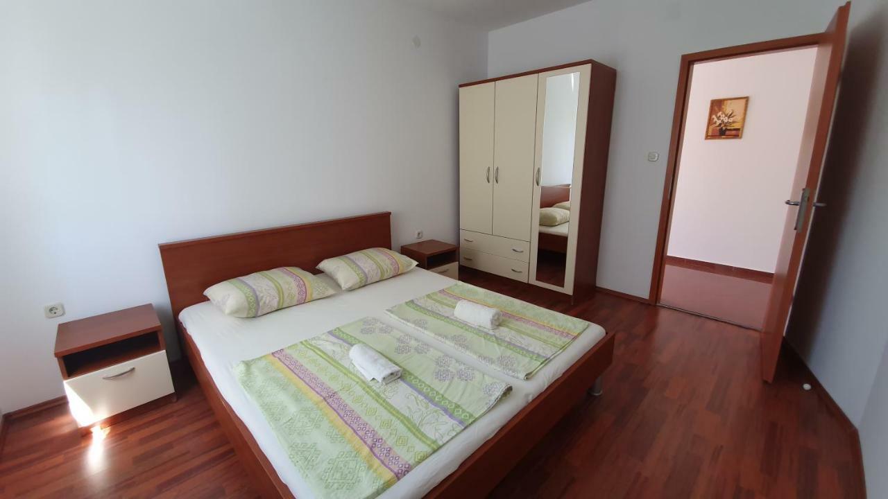 נובליה Apartments Mislav מראה חיצוני תמונה