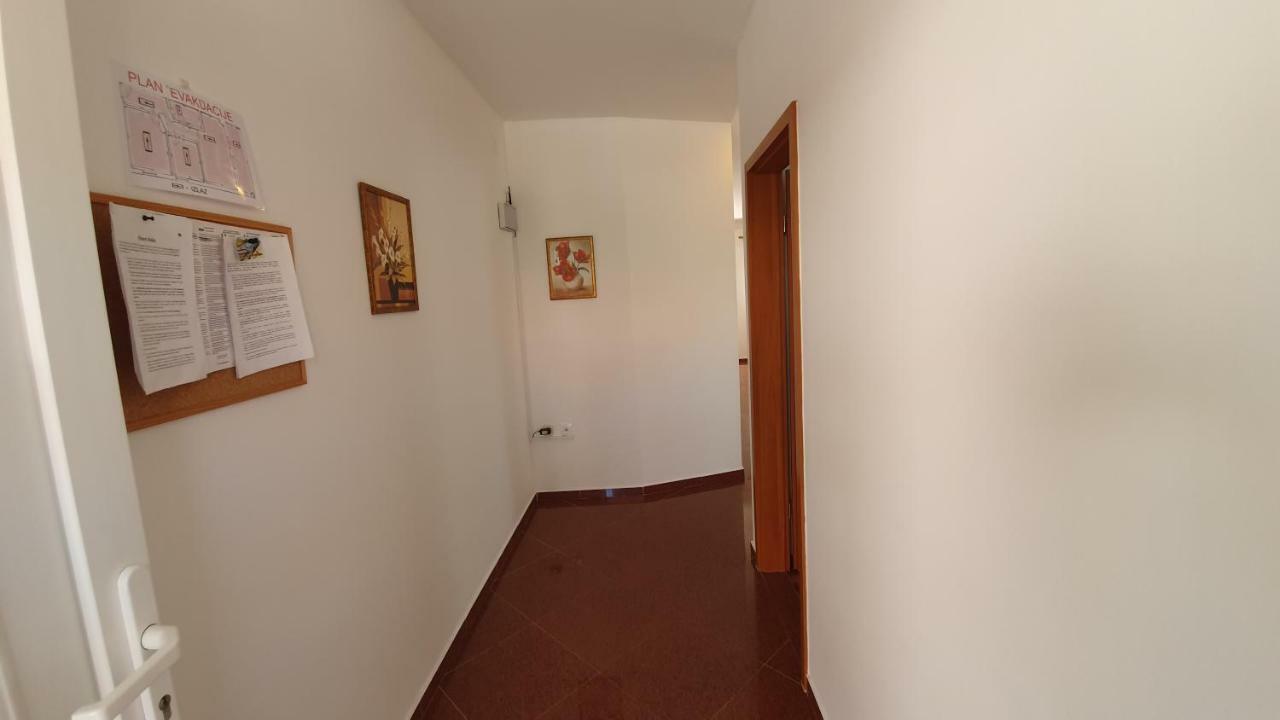 נובליה Apartments Mislav מראה חיצוני תמונה